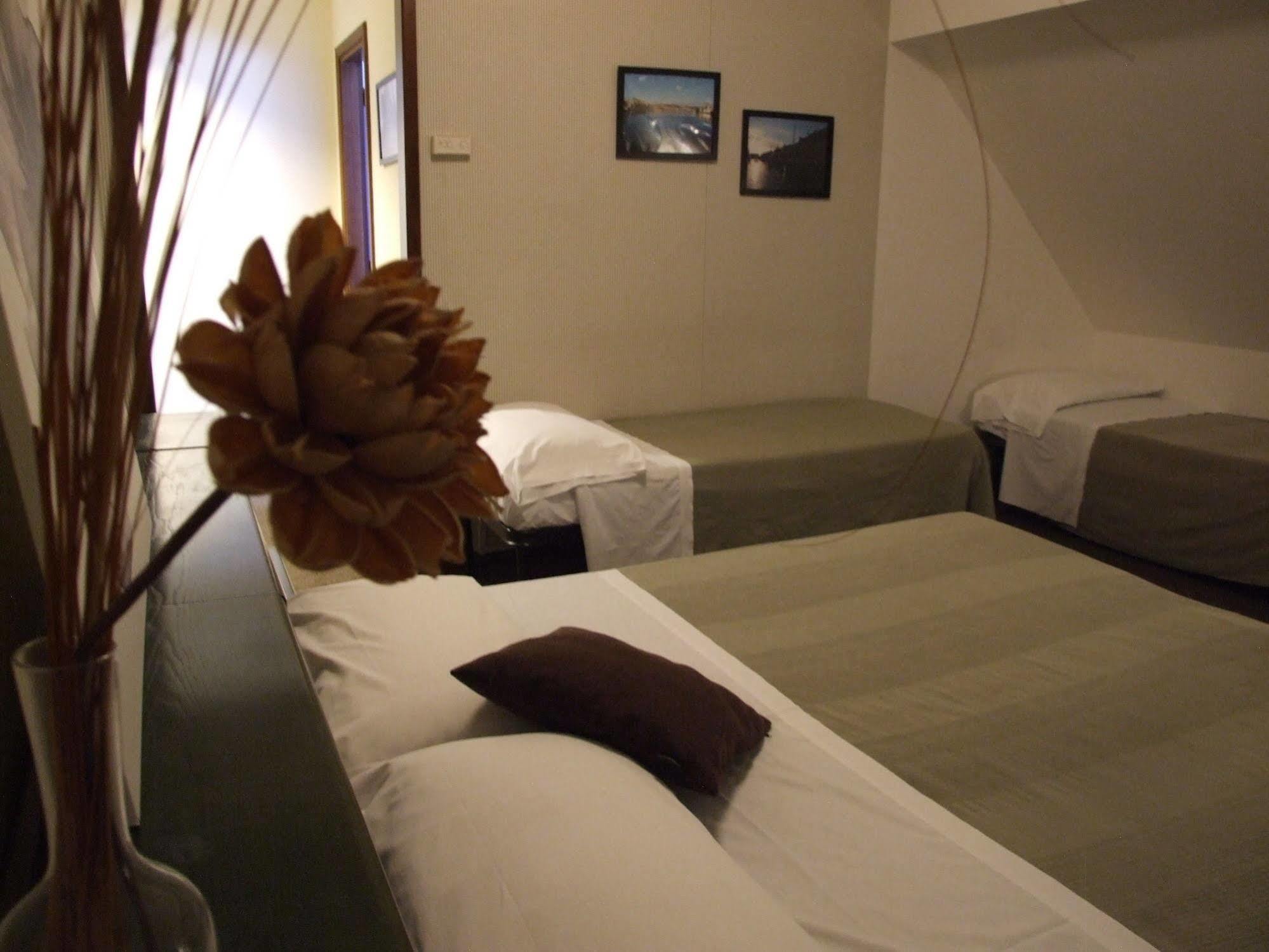 Hotel Орвието Екстериор снимка